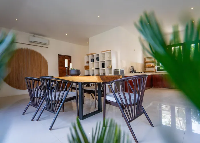 Skyfall Luxury Villa *